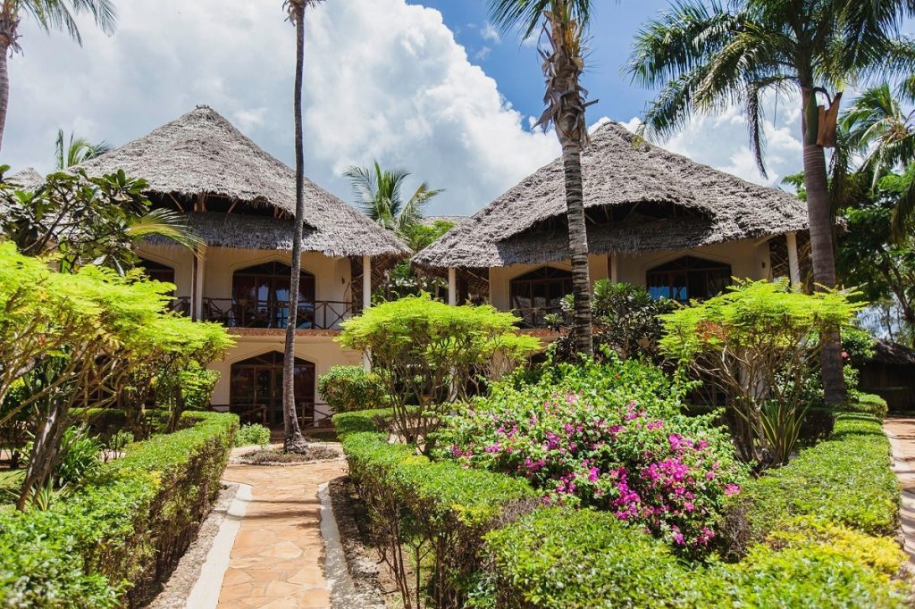 Séjour Zanzibar Hotel Kappa Club Waridi Beach Resort _ Spa Bungalows