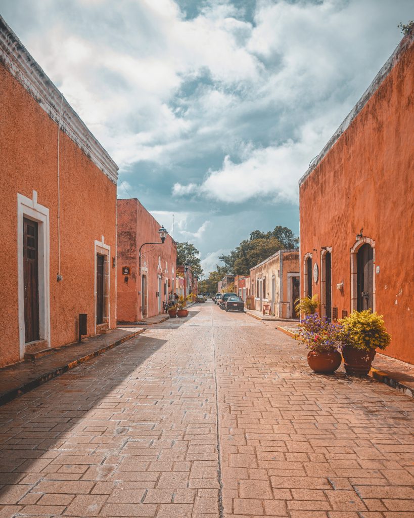 road-trip-mexique-yucatan-parentheses-voyages-rue-valladolid